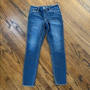 B4 Old Navy Women's 6 Tall Mid-Rise Skinny Jeans - Blue